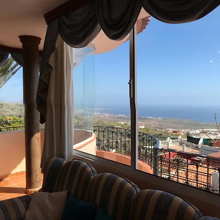 Tropez Villa *