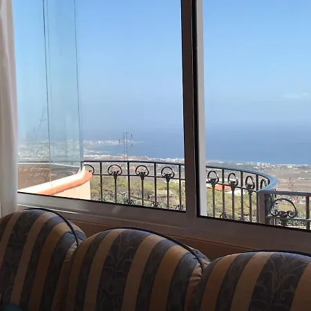 Tropez Villa *